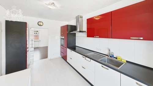 a6ce6465de064c019b3bed53c13b3c6e_95_CAM01984G0-PR0465-STILL009 - 6 Zimmer Mehrfamilienhaus, Wohnhaus in Konz