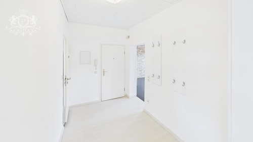 89e0a4c5dd6a4fc79752323e51f49fc6_95_CAM01984G0-PR0465-STILL012 - 