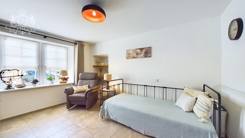 CAM01984G0-PR0442-STILL016 - 