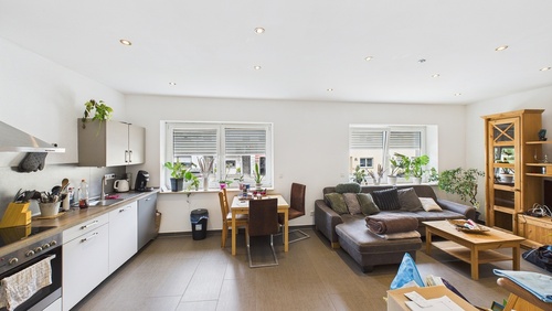 CAM01984G0-PR0499-STILL022 - 