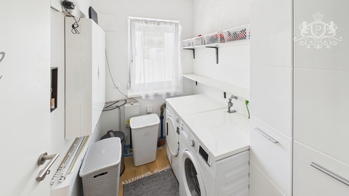 CAM01984G0-PR0514-STILL005 - 