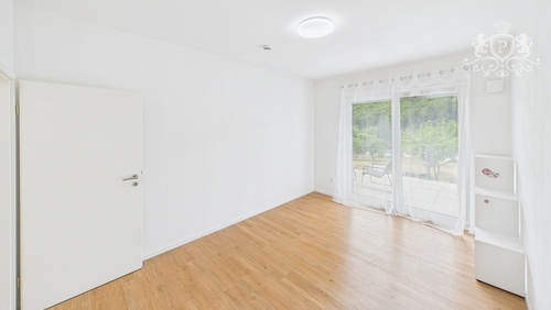 CAM01984G0-PR0514-STILL010 - 