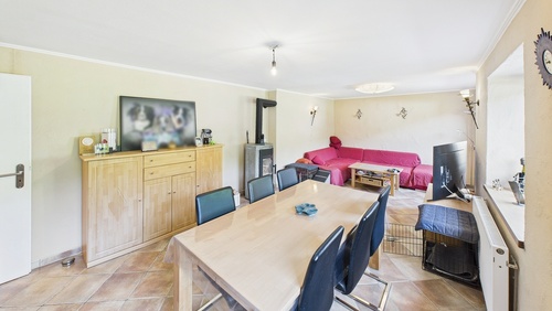 2d22456545694ec1bd281bc276415630_95_CAM01984G0-PR0509-STILL006 - 