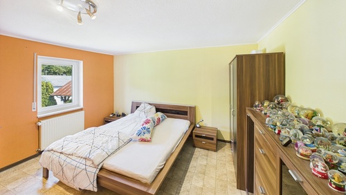 40d26ca322ae41288f462f5ea085865a_95_CAM01984G0-PR0509-STILL035 - 