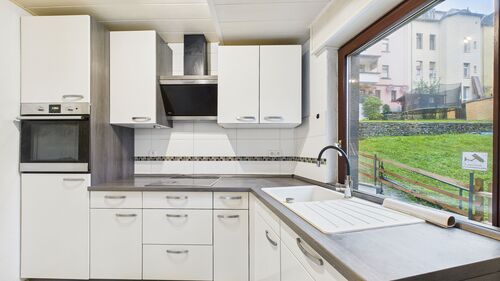 CAM03143G0-PR0197-STILL004 - 