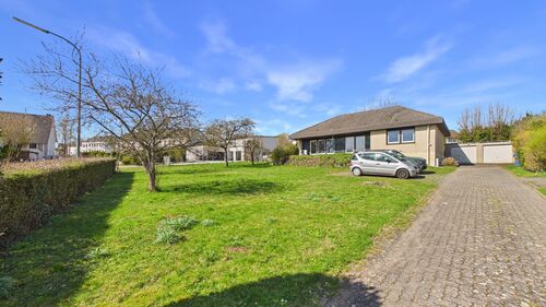 AUßENANLAGE VORHER - Bungalow mit 212,00 m&sup2; in Nusbaum zum Kaufen