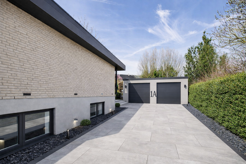 GARAGEN-EINFAHRT NACHHER - 