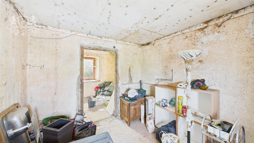 CAM01984G0-PR0469-STILL007 - 