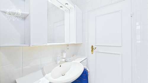 CAM01984G0-PR0473-STILL005 - 