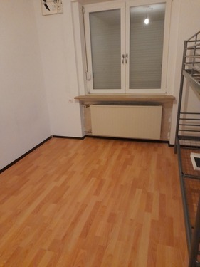 14 mittleres Zimmer 20241025_181908 - 
