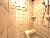 Badezimmer - 1 Zimmer Etagenwohnung in Karlsruhe