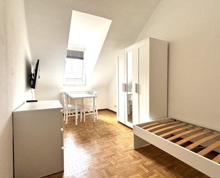 Zentrales Wohnen: 2 Zimmer in möblierter 2-Zimmer WG in Karlsruhe
