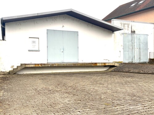 Frontansicht - Halle in Steinmauern zur Miete