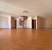 Raum für Neues: 3-Zimmer Maisonettewohnung im Zentrum - Gernsbach
