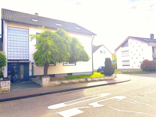 Frontansicht - 4 Zimmer Etagenwohnung in Durmersheim