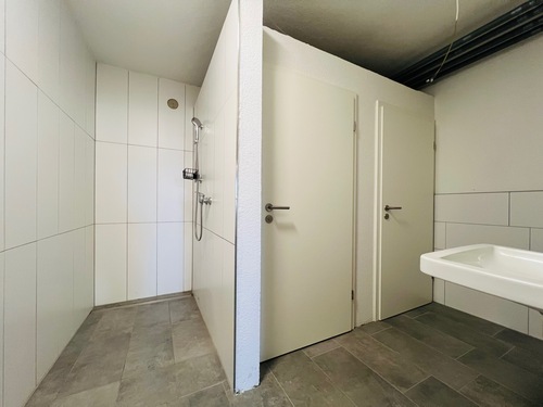 EG-Duschbad 1 mit 2 WCs - 