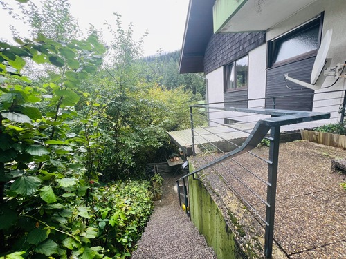 Zugang zur WG 2 - 