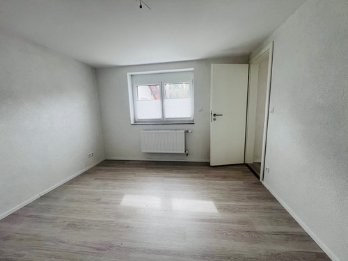1.OG Zimmer 4 - 