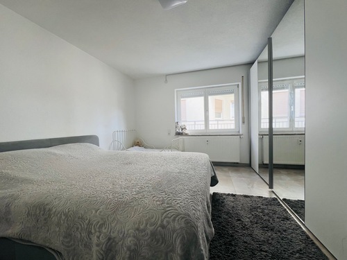 EG rechts - Schlafen - Mehrfamilienhaus, Wohnhaus mit 260,00 m&sup2; in Gäufelden-Nebringen zum Kaufen