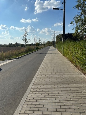 Anliegerstraße, Straße 3 - 