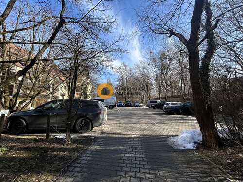 Aussenstellplätze - 