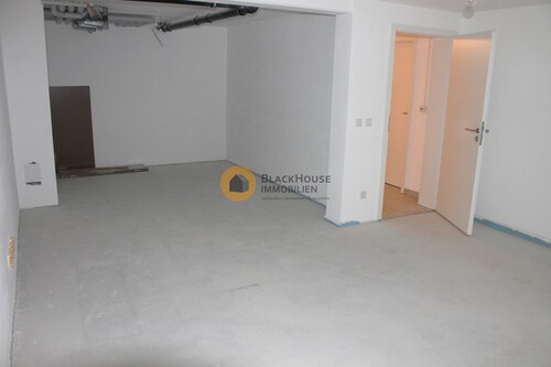 Nutzfläche/Büro im Keller - 