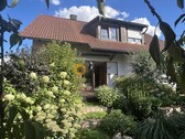 Haus - Doppelhaushälfte Bj. 1991, Carport und GeräteschuppenWerkstatt, Einzug ab Sommerferien 2026 möglich