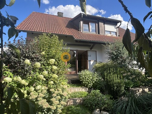 Haus - Doppelhaushälfte Bj. 1991, Carport und GeräteschuppenWerkstatt, Einzug ab Sommerferien 2026 möglich