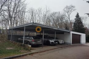 Carports mit absperrbarem Abteil - 