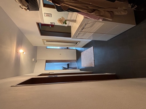 Flur - Etagenwohnung mit 91,00 m² in Lage zur Miete