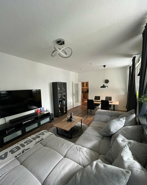 4 - Wohnung mit großes Zimmer - 600,00 EUR Kaltmiete, ca.  34,00 m² Wohnfläche