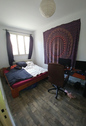 Zimmer von Tür aus - Möbliertes 14qm Zimmer in 2 Personen-WG in Lankwitz