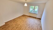 Wohnzimmer - 3- Zimmerwohnung zur Miete in Elsteraue/ Tröglitz