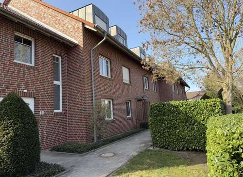 Eingang - Erdgeschosswohnung in guter Lage