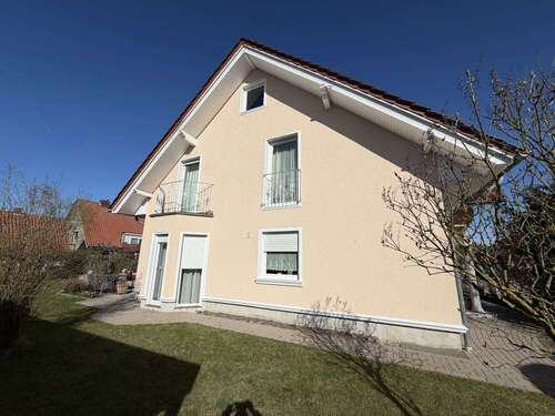 linke Seite - 7 Zimmer Einfamilienhaus in Barnstorf