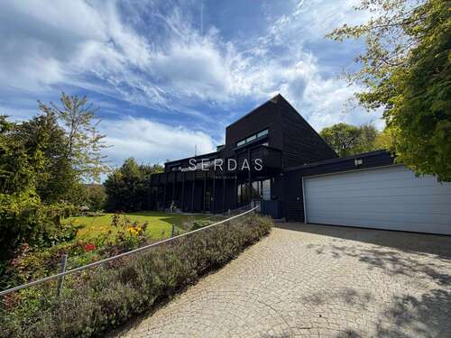 Foto - Haus zum Kaufen in Engelsbrand-Grunbach 849.000,00 € 200 m²