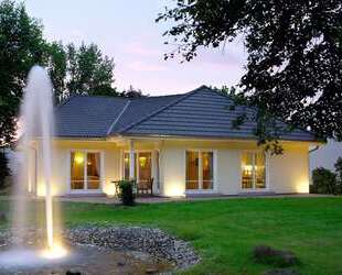 Haus zum Kaufen in Frohburg 324.500,00 € 139 m²