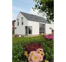 Haus zum Kaufen in Bernsdorf 331.500,00 € 170.29 m²