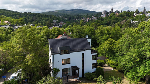 Luftbild - 11 Zimmer Einfamilienhaus zum Kaufen in Kronberg im Taunus