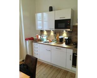 Stilvolle 1-Zimmer-Wohnung in Augsburg mit Balkon und EBK