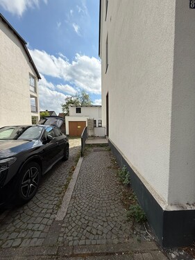 Zufahrt zum Innenhof - 