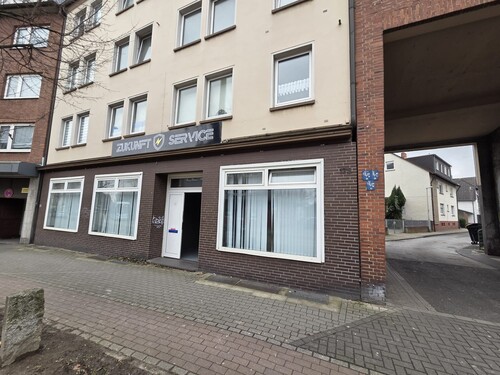 Außen Ansicht - Zentral gelegenes Ladenlokal in Herne – beste Sichtlage an der Hauptstraße
