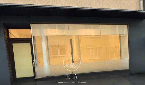 Foto - Gewerbeeinheit mit optimaler Kundenfrequenz und repräsentativem Empfang