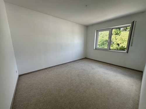 Schlafzimmer/Kinderzimmer/Büro - 