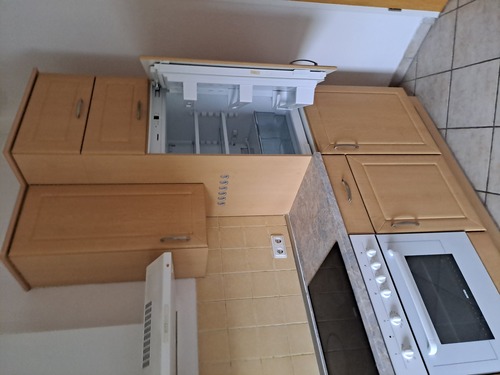 8. Einbauküche 1.Etage links (1) - 
