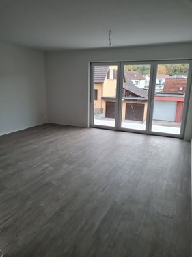 20251025_180545 - 3 Zimmer Erdgeschoßwohnung zur Miete in Bahlingen am Kaiserstuhl