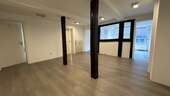 Flur - 10 Zimmer Büro zur Miete in Hattingen