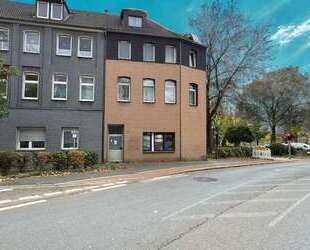 Modernisiertes 3-Parteienhaus mit Maisonette und Gartenanteil nahe Centro - Oberhausen