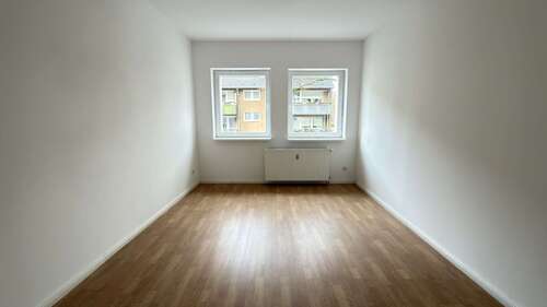 WG 4, 2 OG Zimmer 1 - 