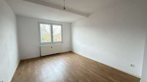 WG 4, 2 OG Zimmer 2 - 